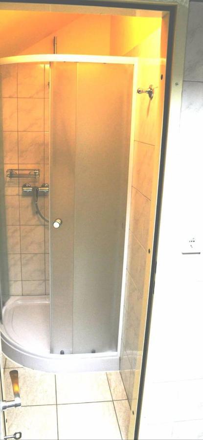 Tej Hostel ليوبليانا المظهر الخارجي الصورة